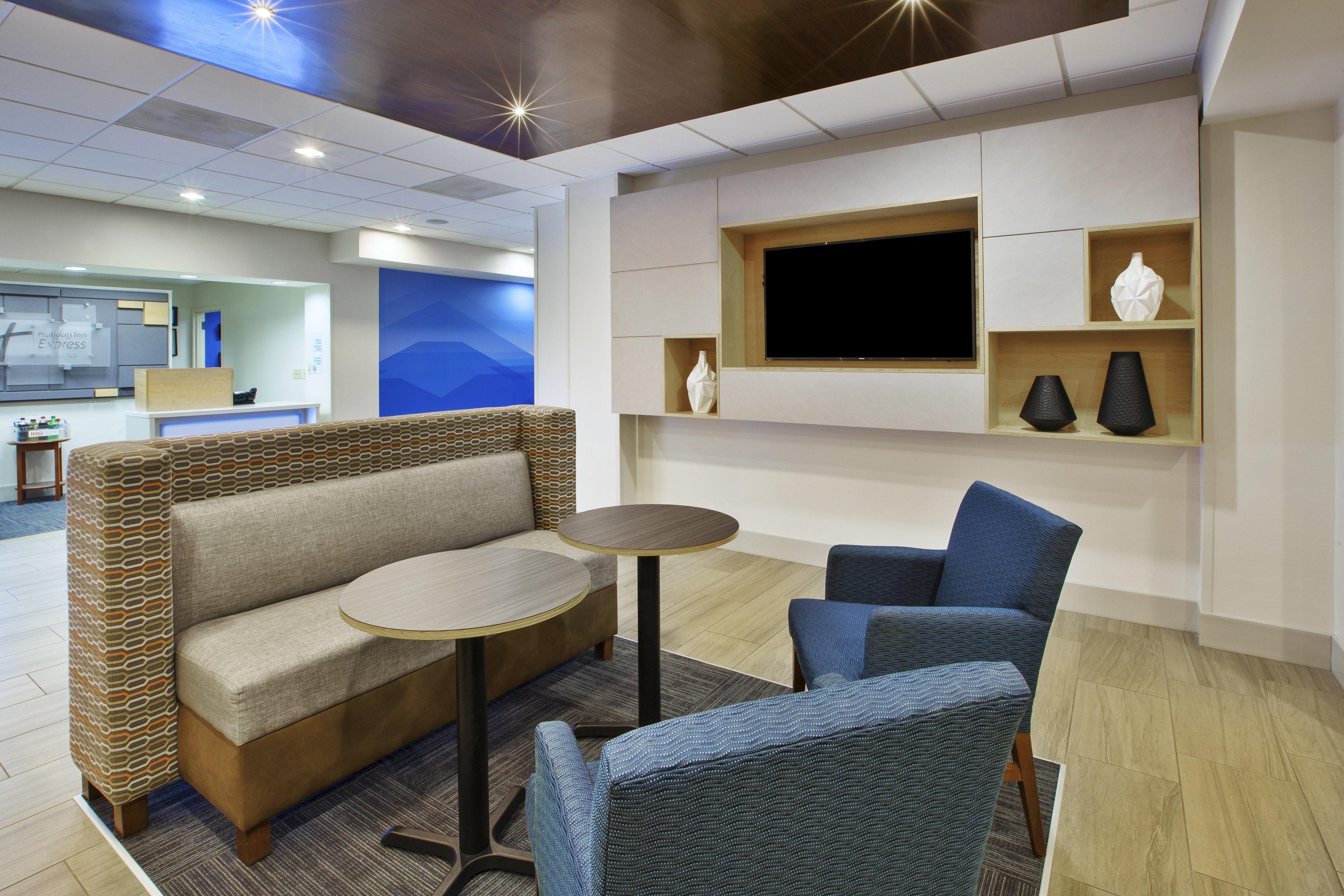 Holiday Inn Express Hotel & Suites Manchester Conference Center By Ihg Exteriér fotografie