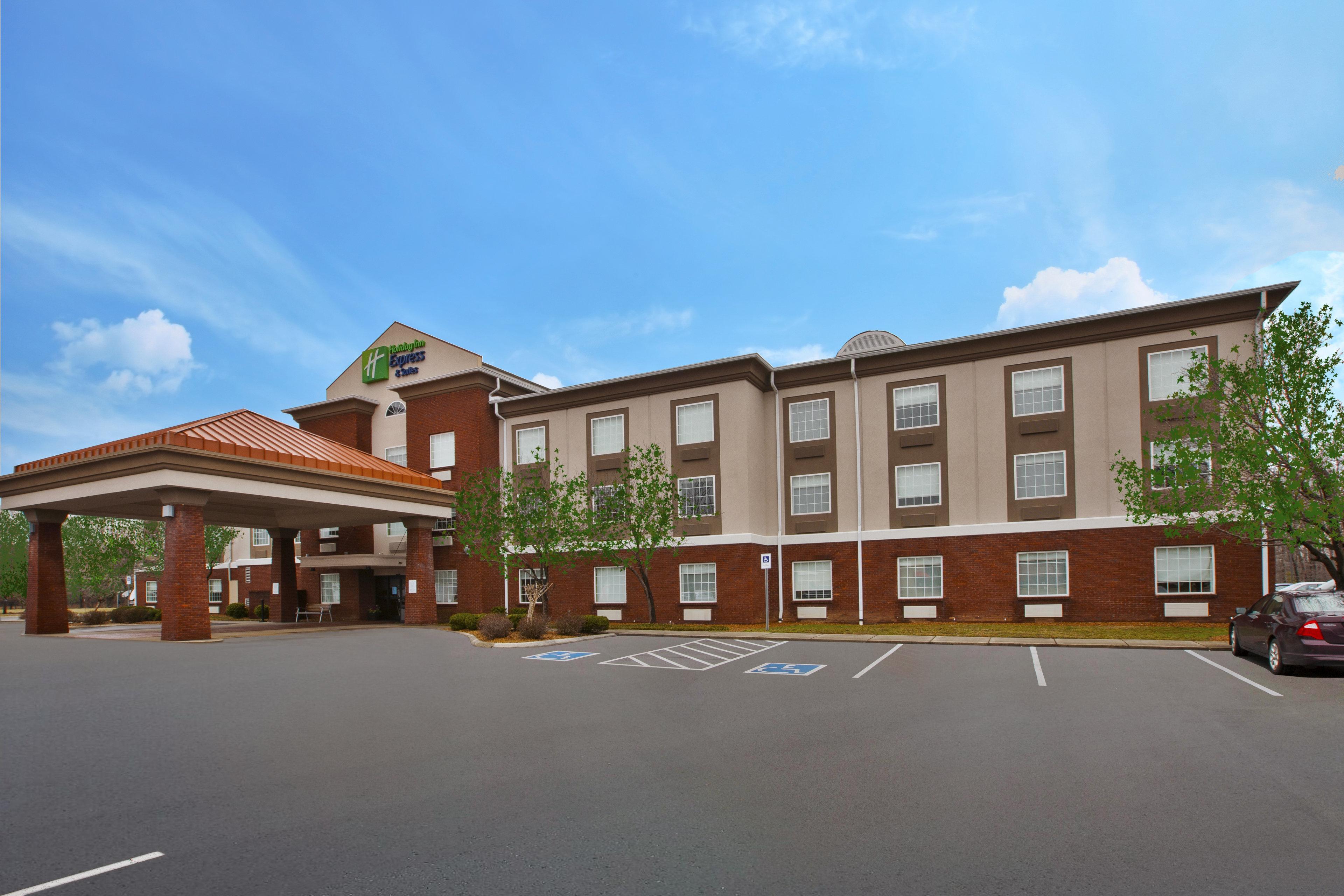 Holiday Inn Express Hotel & Suites Manchester Conference Center By Ihg Exteriér fotografie