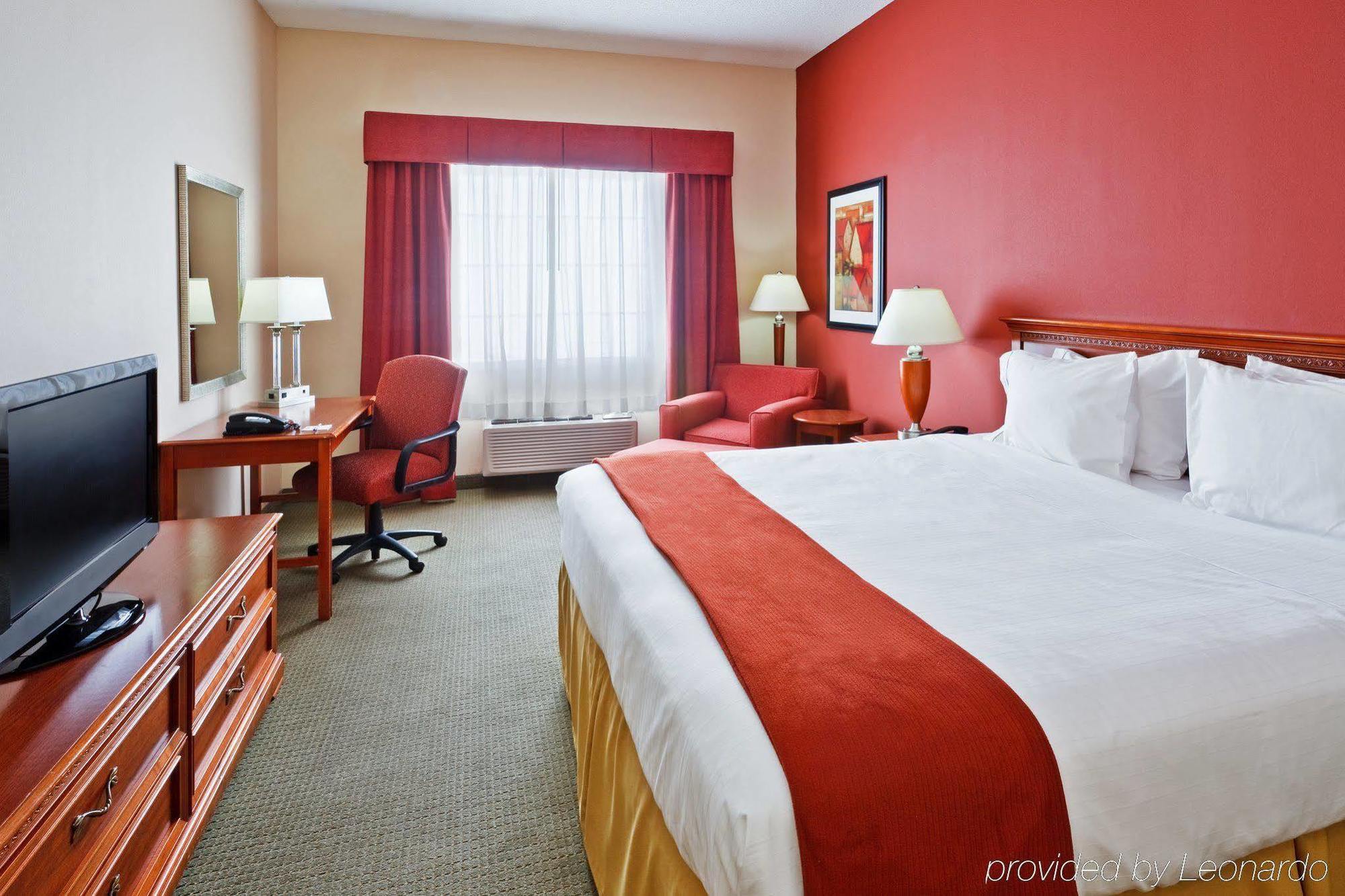 Holiday Inn Express Hotel & Suites Manchester Conference Center By Ihg Exteriér fotografie